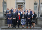 Gruppenbild der Innenministerinnen und -minister sowie Innensenatorinnen und -senatoren
